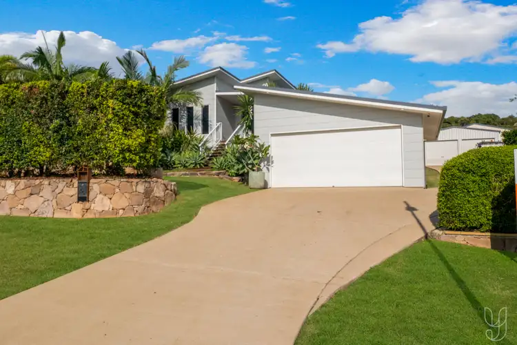 Second view of Homely house listing, 4 Peninsula Place, Rosslyn QLD 4703
