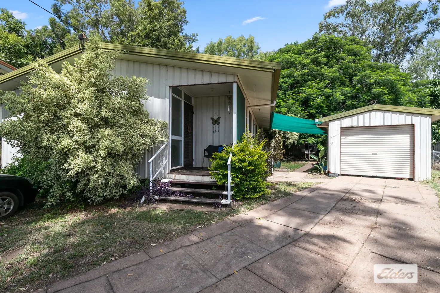 Main view of Homely house listing, 10 Mellish Crescent, Emerald QLD 4720