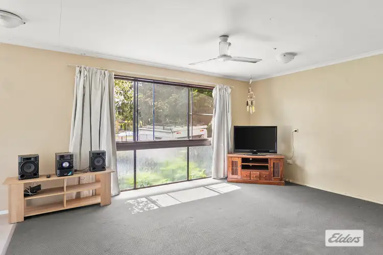 Fifth view of Homely house listing, 10 Mellish Crescent, Emerald QLD 4720