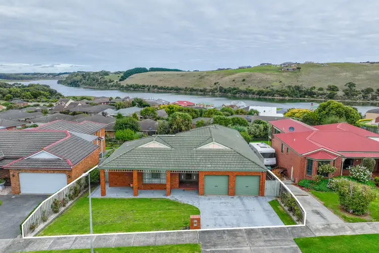 16 Dobson Way, Warrnambool VIC 3280