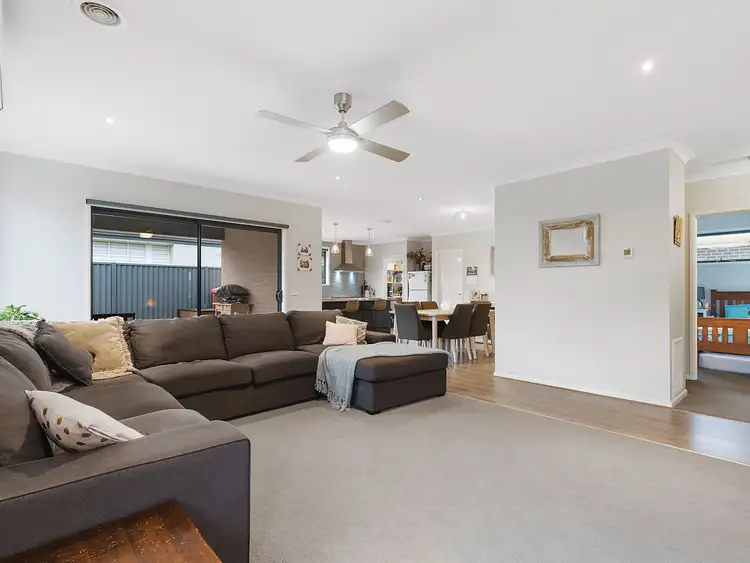 Sixth view of Homely house listing, 9 McCallum Street, Lucas VIC 3350