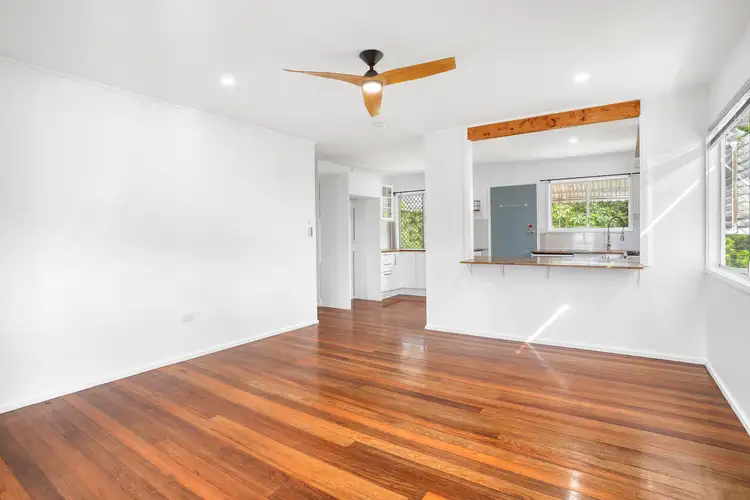 Sixth view of Homely house listing, 4 Elmire Close, Westcourt QLD 4870