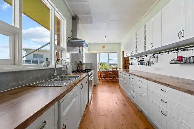 52 Wavell Road, Port Lincoln SA 5606