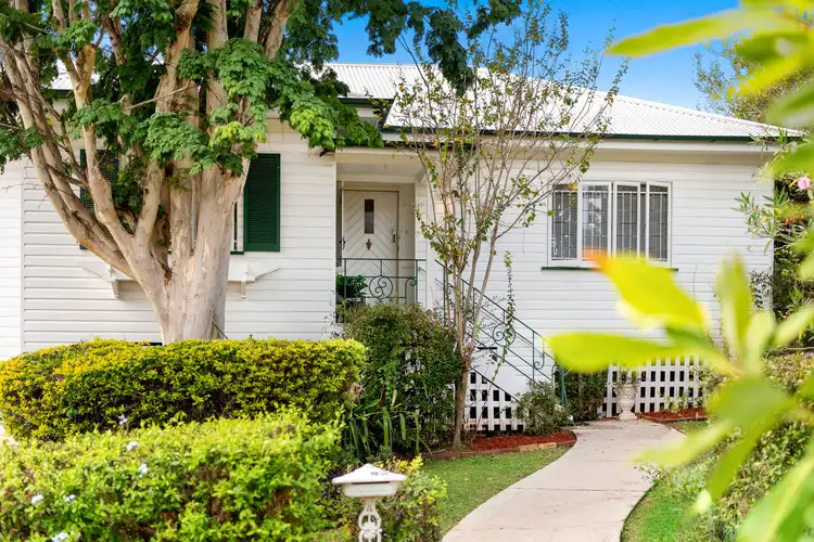 42 Weal Avenue, Tarragindi QLD 4121