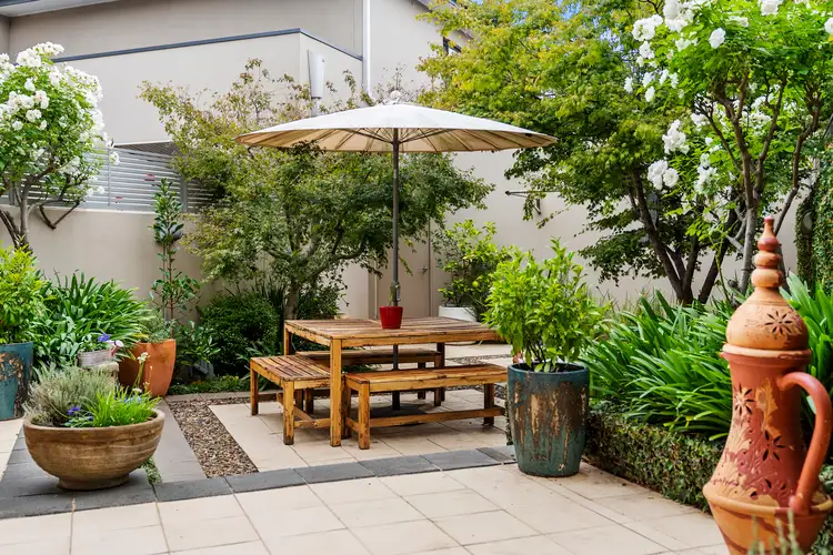 10/25 Jerrabomberra Avenue, Narrabundah ACT 2604