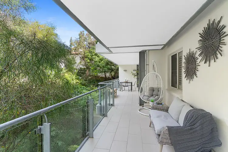 21/2 Pacific Street