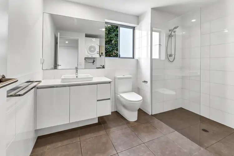 Fifth view of Homely unit listing, 3215/1-7 Waterford Court, Bundall QLD 4217