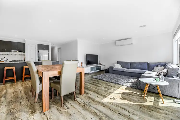 42 Greenaway Terrace, Cranbourne East VIC 3977
