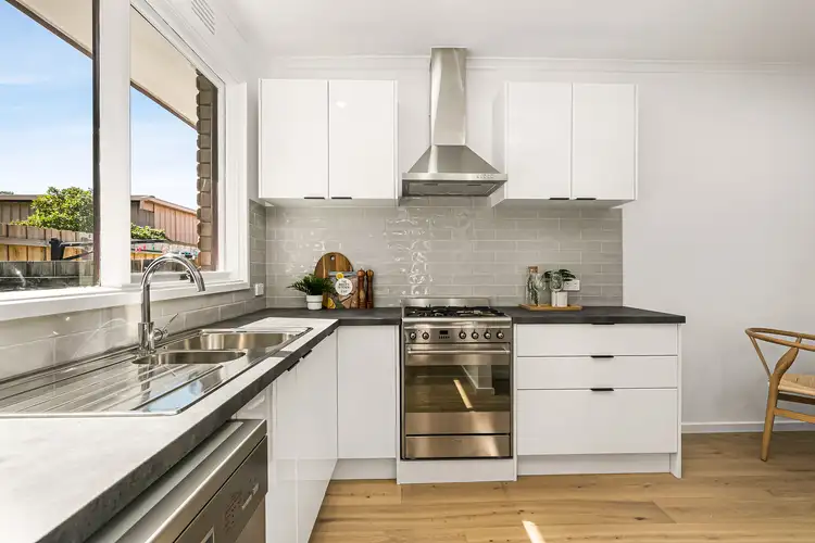 Fourth view of Homely unit listing, 2/38 Grevillia Road, Oak Park VIC 3046