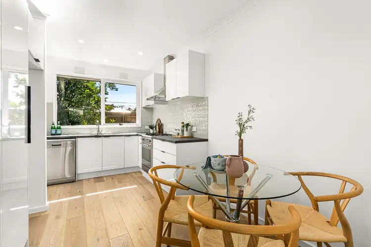 Fifth view of Homely unit listing, 2/38 Grevillia Road, Oak Park VIC 3046