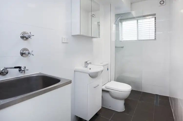 Fifth view of Homely apartment listing, 3/13 Boronia Street, Dee Why NSW 2099