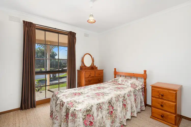 Second view of Homely house listing, 4 Kerger Court, Grovedale VIC 3216