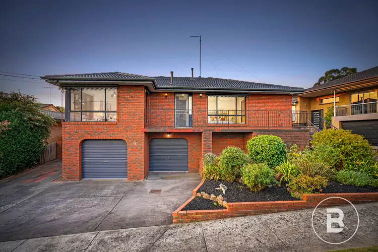 4 Robert Drive, Ballarat North VIC 3350