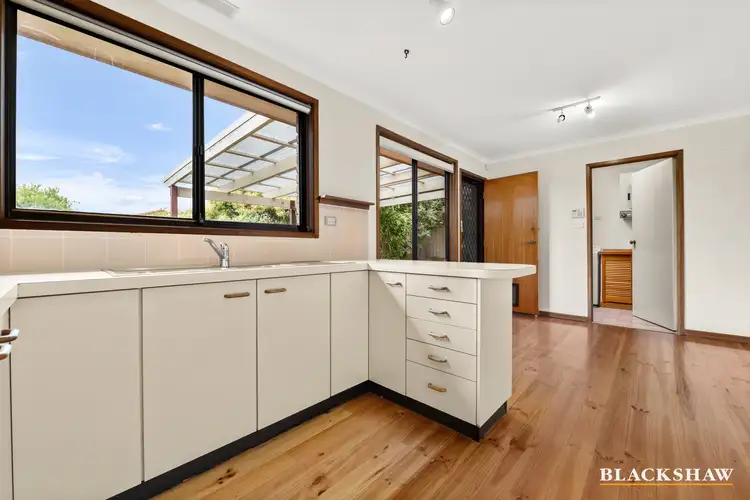 Sixth view of Homely house listing, 2 Farrelly Close, Oxley ACT 2903