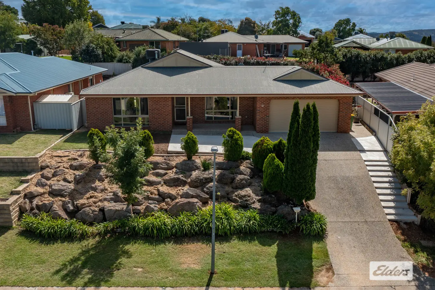 Main view of Homely house listing, 18 Swift Court, Wodonga VIC 3690