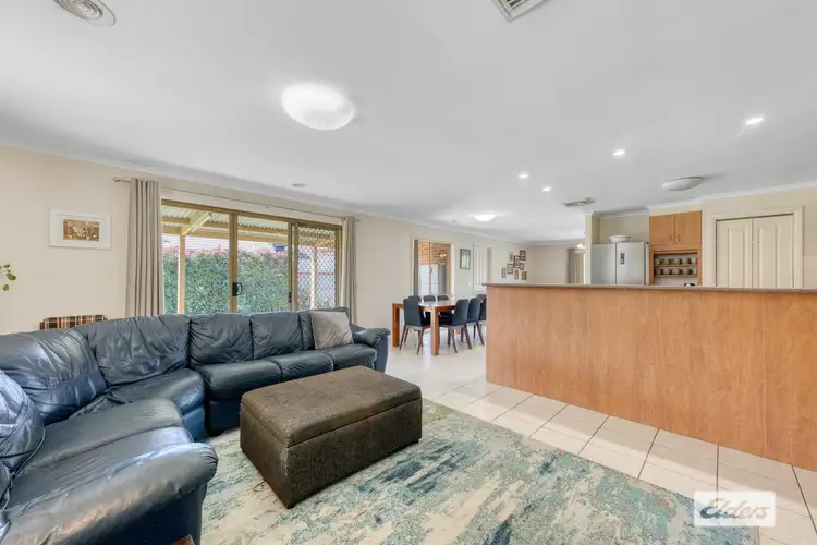 Fifth view of Homely house listing, 18 Swift Court, Wodonga VIC 3690