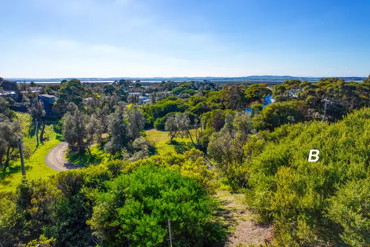 13 St. Ives Crescent, Venus Bay VIC 3956