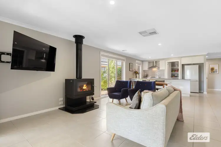 Fifth view of Homely house listing, 4 Ashburton Circuit, Wodonga VIC 3690