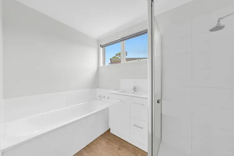 Sixth view of Homely house listing, 2 Jelbart Court, Rosebud VIC 3939