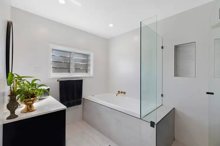 Fifth view of Homely house listing, 33 Brooke Avenue, Killarney Vale NSW 2261
