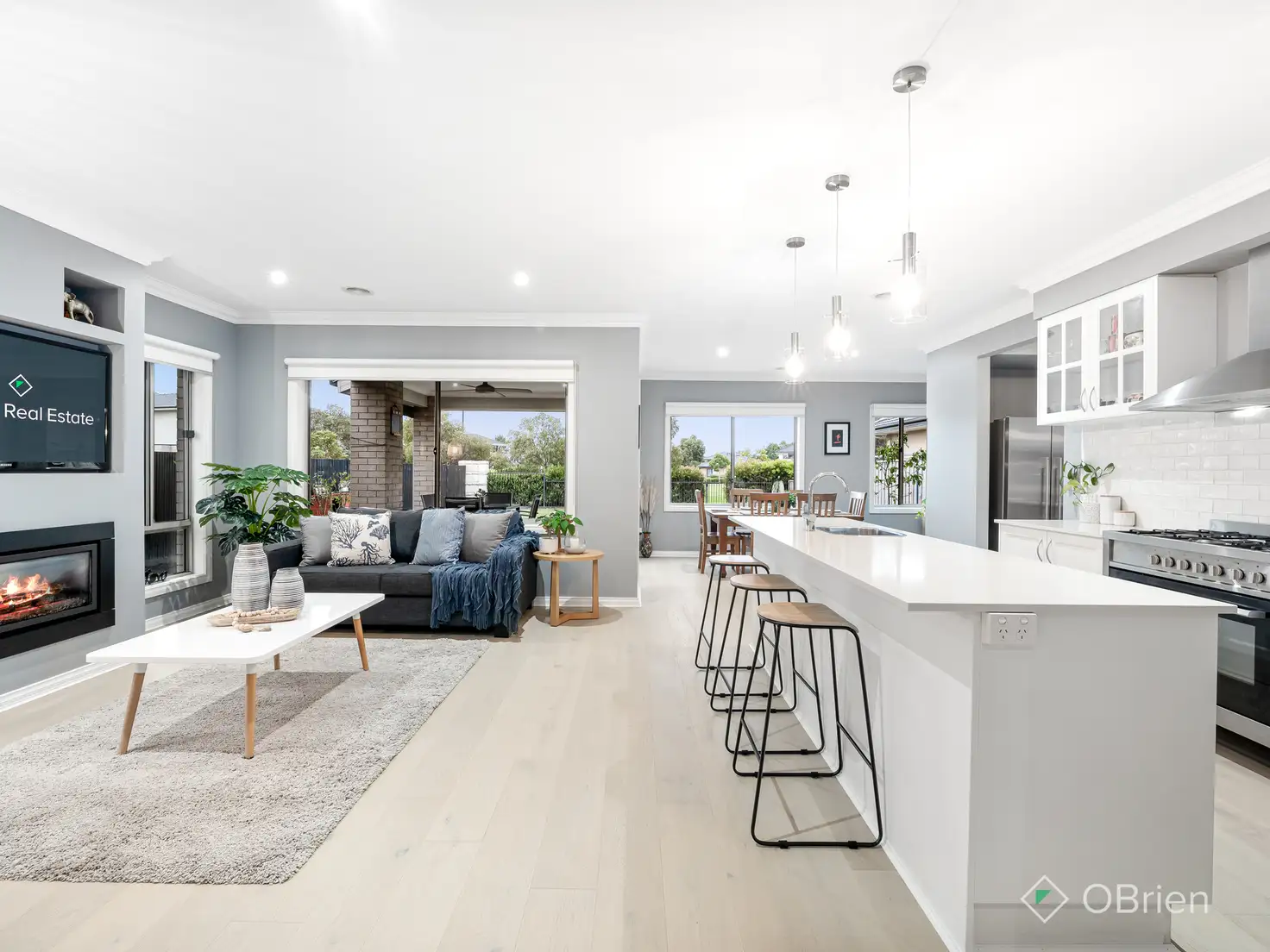 Main view of Homely house listing, 4 Greenside Circuit, Sandhurst VIC 3977