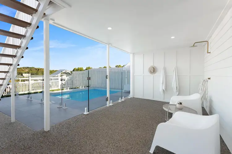 Second view of Homely house listing, 100 Bottlebrush Drive, Lammermoor QLD 4703