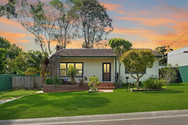 5 Whitton Street, Heathcote NSW 2233
