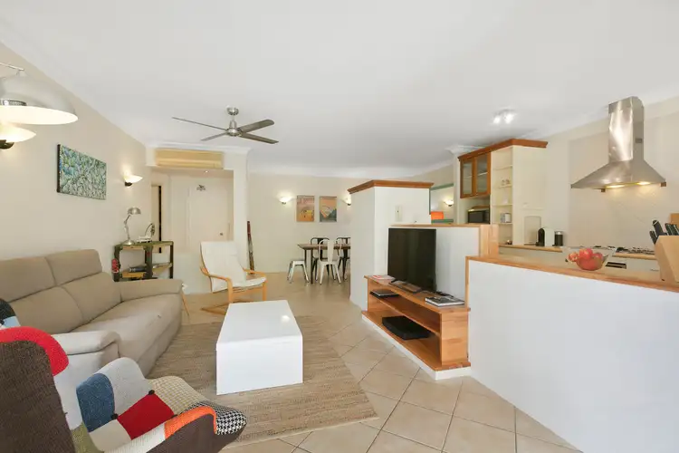 613/2 Greenslopes Street, Cairns North QLD 4870