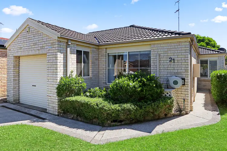 21 Arbour Grove, Quakers Hill NSW 2763