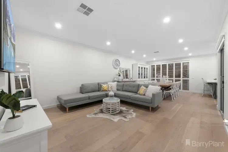 Second view of Homely house listing, 10 Temora Rise, Berwick VIC 3806