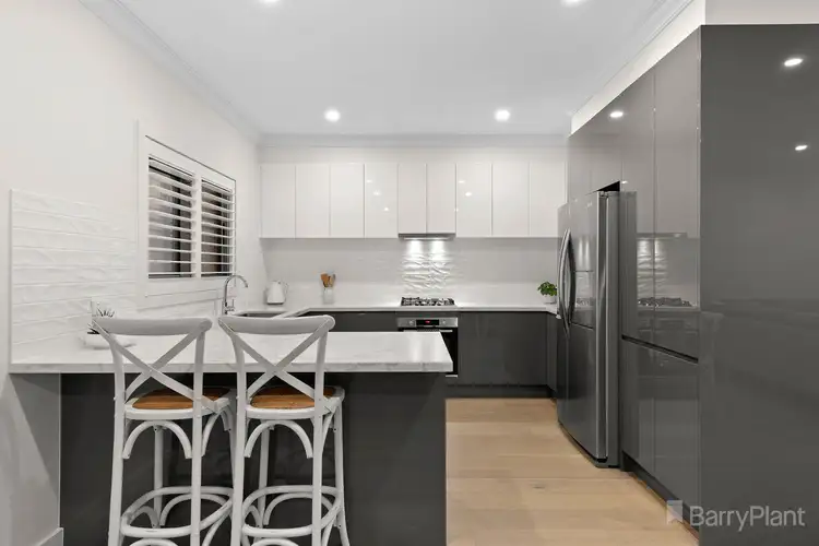 Third view of Homely house listing, 10 Temora Rise, Berwick VIC 3806