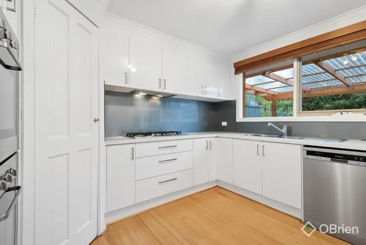 Fourth view of Homely house listing, 2 Moya Close, Endeavour Hills VIC 3802