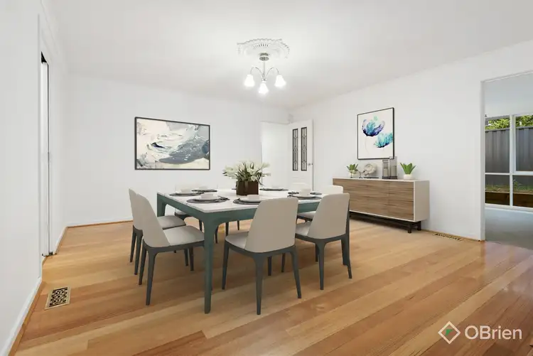 Fifth view of Homely house listing, 2 Moya Close, Endeavour Hills VIC 3802