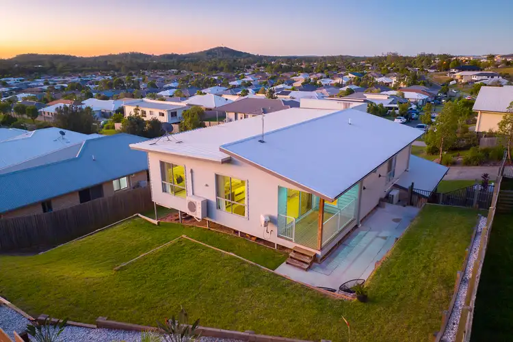 Second view of Homely house listing, 32 Cassidy Crescent, Willow Vale QLD 4209