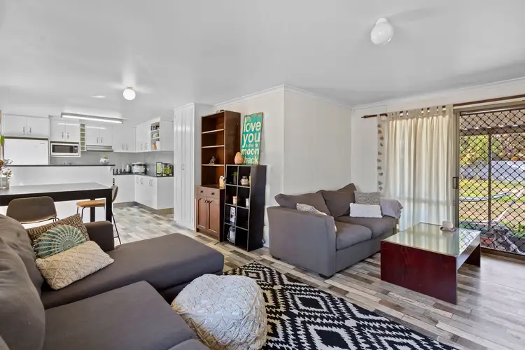 75 Greenly Avenue, Coffin Bay SA 5607