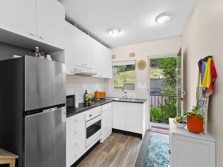 Third view of Homely apartment listing, 4/205 Beach Street, Coogee NSW 2034