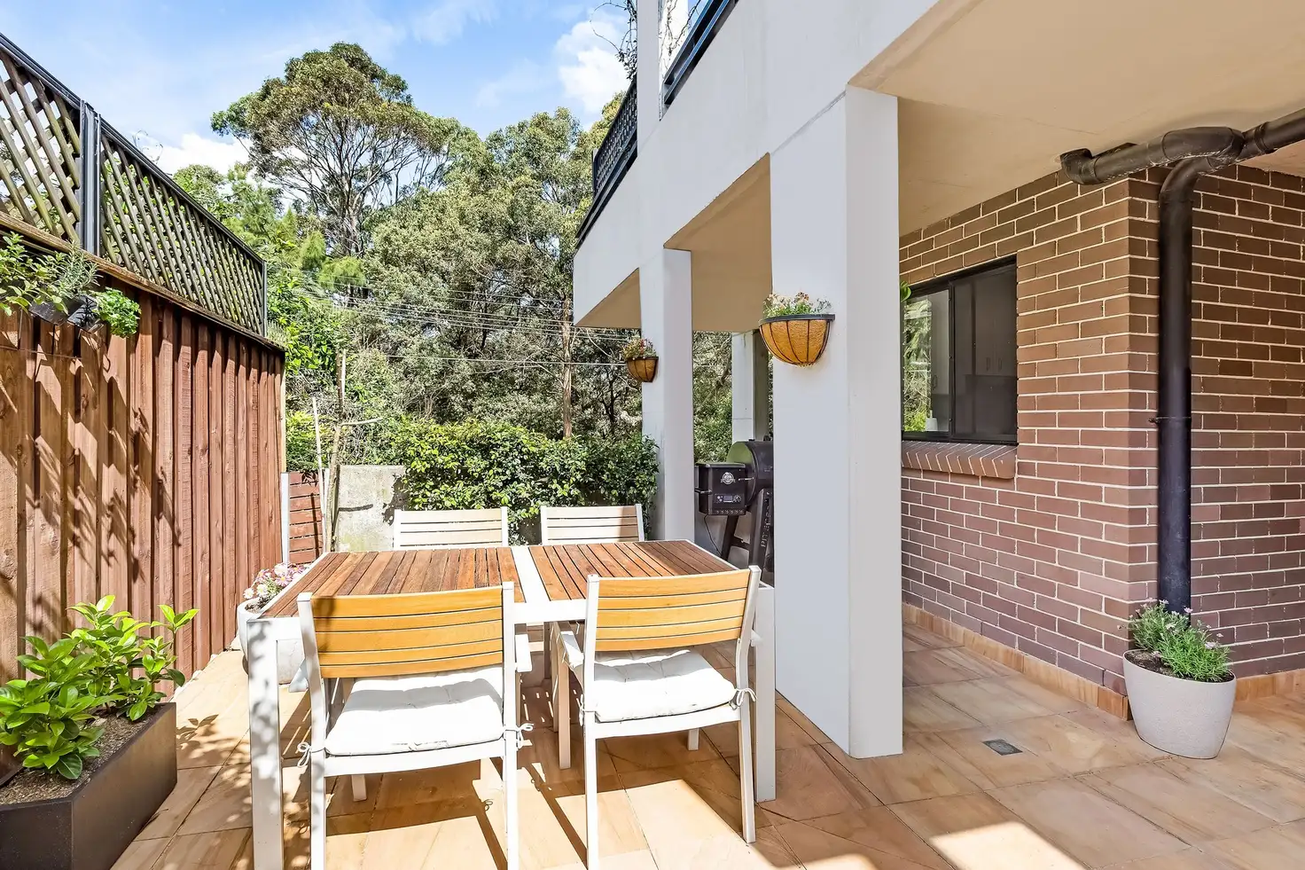 Main view of Homely unit listing, 2/5 Parkes Road, Artarmon NSW 2064