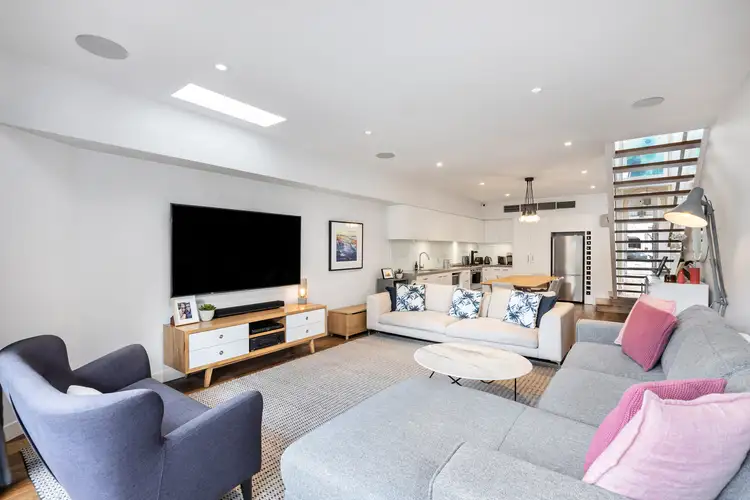 9 Merton Place, Albert Park VIC 3206