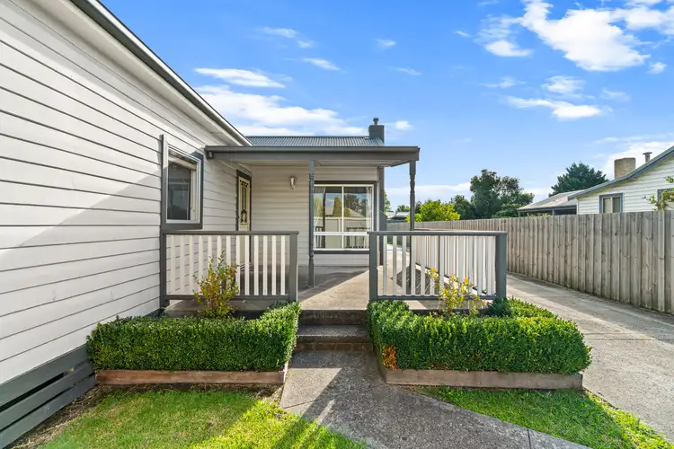 9 Bernard Avenue, Traralgon VIC 3844
