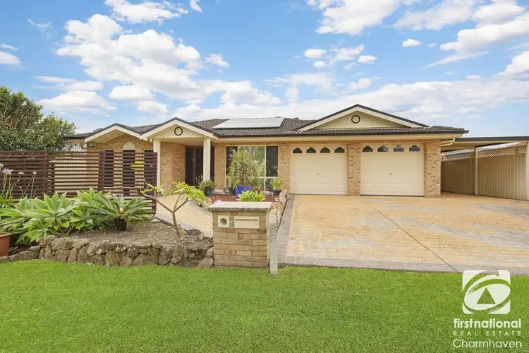 6 Park Range Way