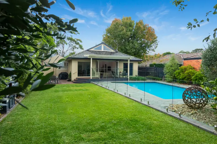 138 Weatherall Road, Cheltenham VIC 3192