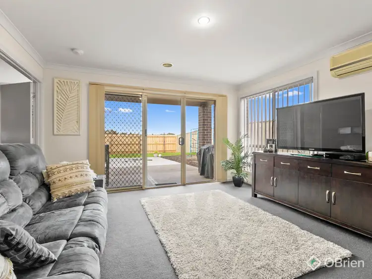 Fifth view of Homely house listing, 92 Silverwattle Drive, Lyndhurst VIC 3975