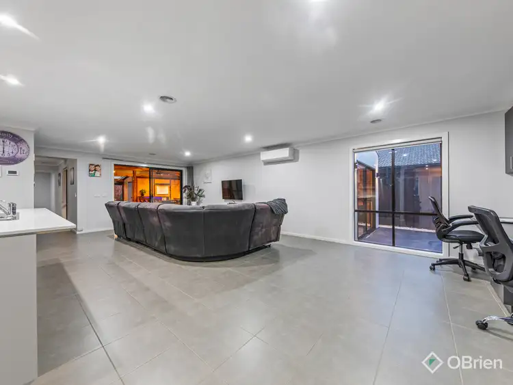 Fifth view of Homely house listing, 28 Diamond Drive, Koo Wee Rup VIC 3981