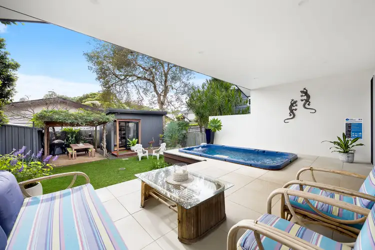 52 Gondola Road, North Narrabeen NSW 2101