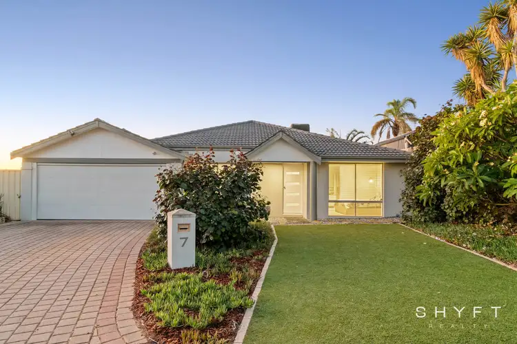 7 Fawley Retreat, Mindarie WA 6030