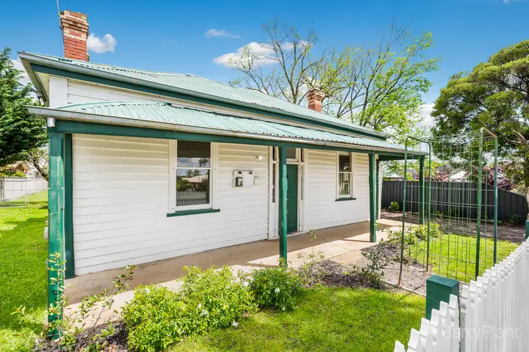 Main view of Homely house listing, 225 Arnold Street, North Bendigo VIC 3550