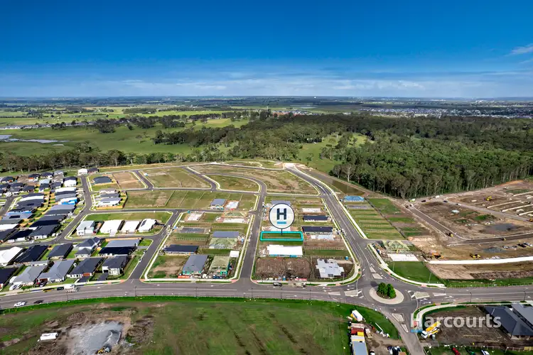 Fifth view of Homely house listing, 8 Reedling Road, Chisholm NSW 2322