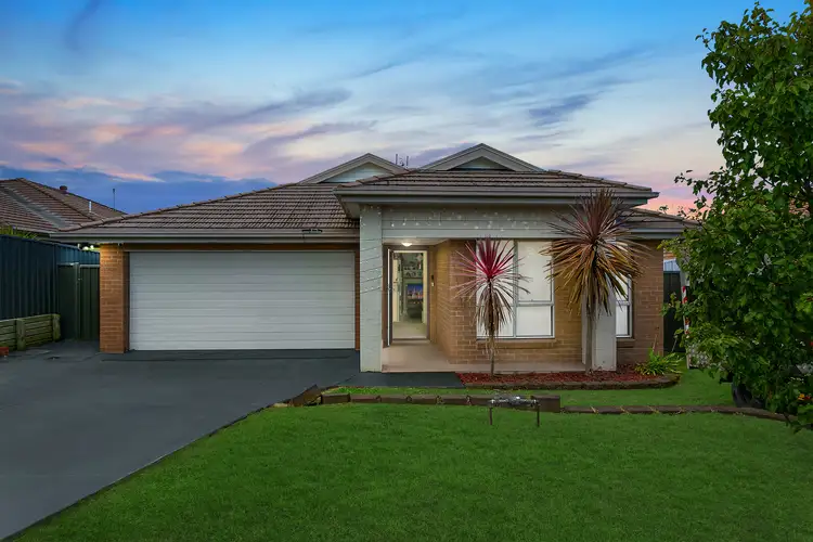 7 Clydesdale Street, Wadalba NSW 2259
