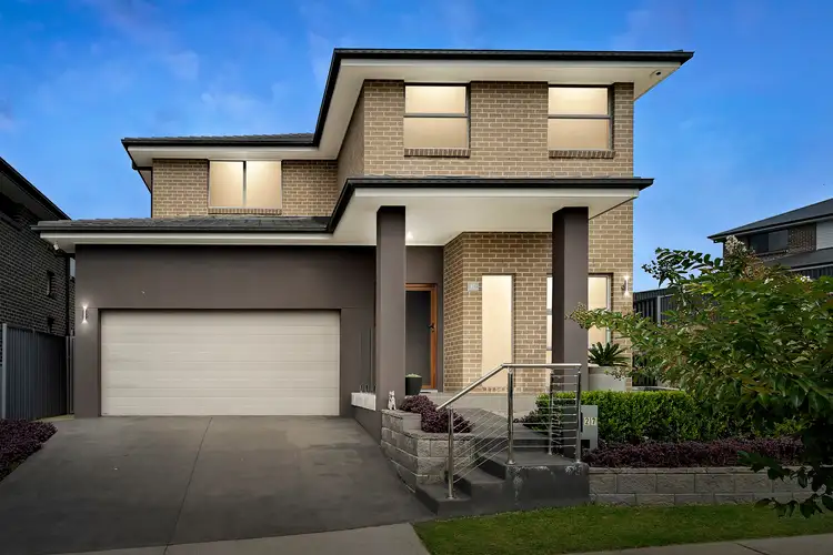 27 Galloway Road, Glenmore Park NSW 2745