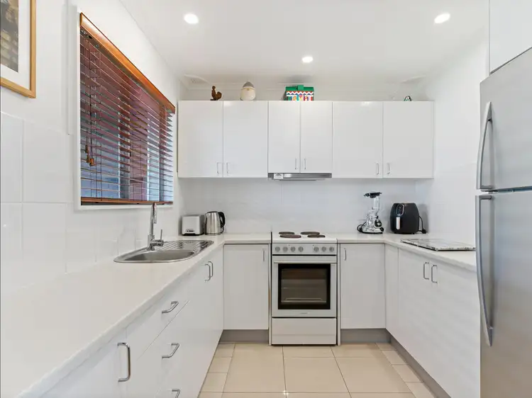 Fifth view of Homely house listing, 4 Bass Avenue, Killarney Vale NSW 2261